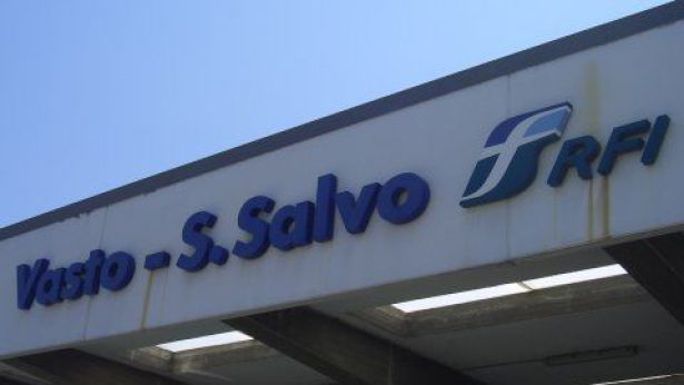 Nella foto, la stazione Vasto-San Salvo