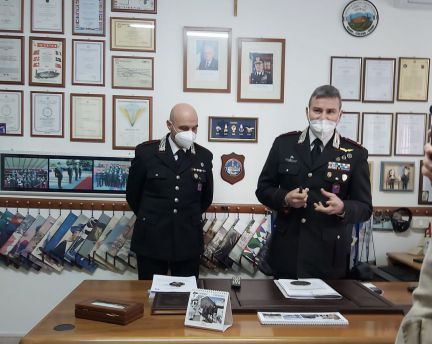 22enne arrestato per maltrattamenti in famiglia, lesioni e detenzione ai  fini di spaccio di droga - Piazza Rossetti - Notizie Vasto