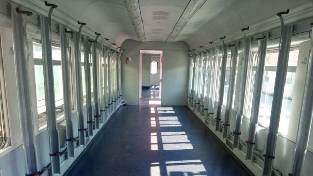 Carrozza di un treno per il trasporto delle biciclette