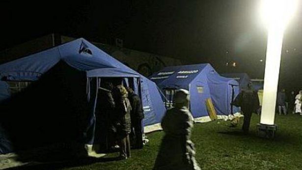 Terremoto a L'Aquila - Tendopoli - foto: www.corriere.it