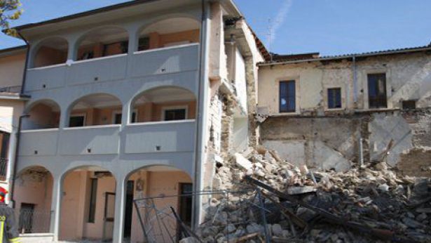 Terremoto a L'Aquila - San Gregorio - Foto: www.protezionecivile.it