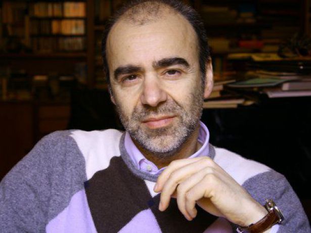Nella foto, il Maestro Raffaele Bellafronte