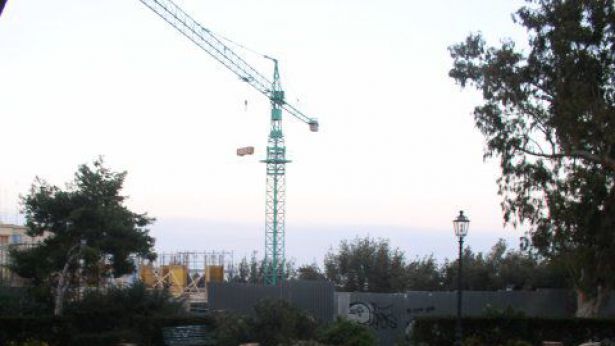cantiere buy sell - vista dall Villa Comunale