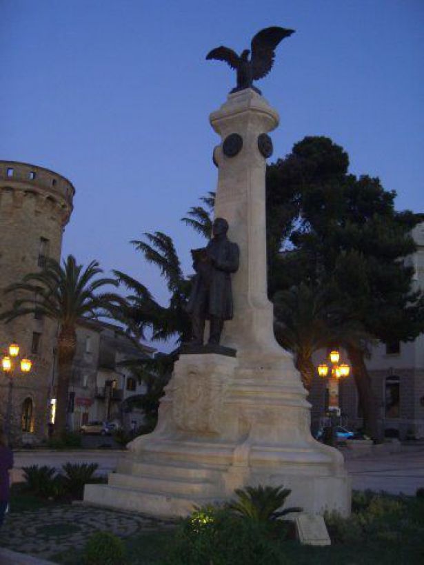 Vasto: Piazza Rossetti
