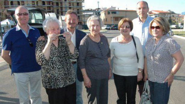 Nella foto, l'arrivo della delegazione di Perth a Vasto