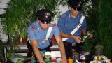 Nella foto, Carabinieri con drogra sequestrata durante un blitz