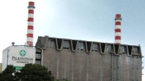 Nella foto, lo stabilimento Pilkington di San Salvo