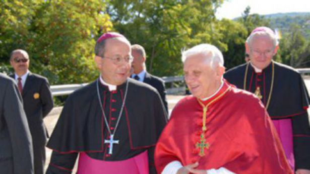 Mons. Bruno Forte con Papa Ratzinger