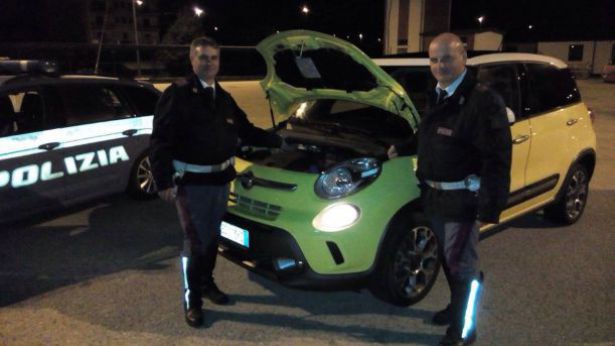 Auto recuperata dalla Polstrada