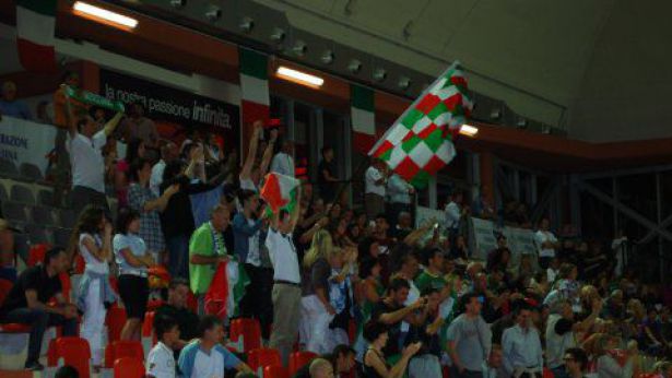Nella foto: il pubblico presente alla finalissima. Foto di Alessandro Fioriti