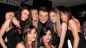 Nella foto: Le ragazze abruzzesi con Camillo Del Romani