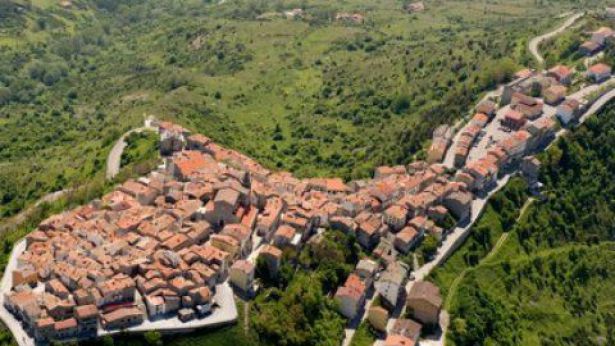 Schiavi di Abruzzo