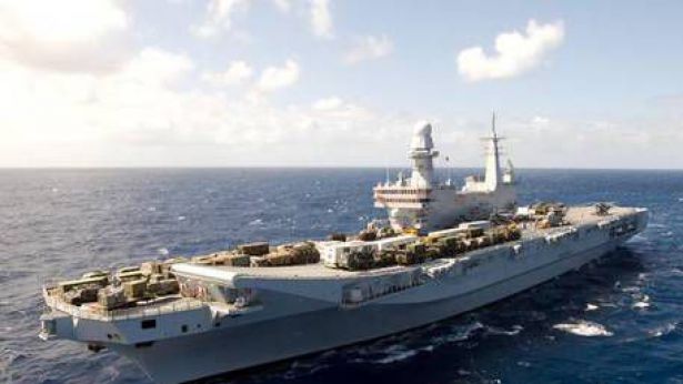 Portaerei "Cavour" della Marina Militare