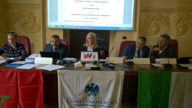 Foto conferenza stampa accordo di partenariato con Marocco