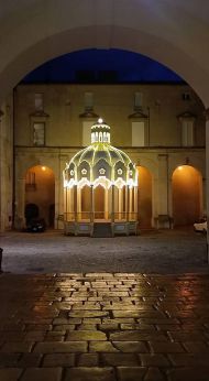 La cassarmonica installata dentro Palazzo d'Avalos