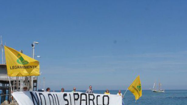 La protesta contro le trivelle in Adriatico