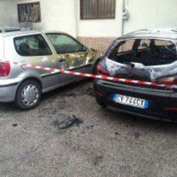 Auto incendiate