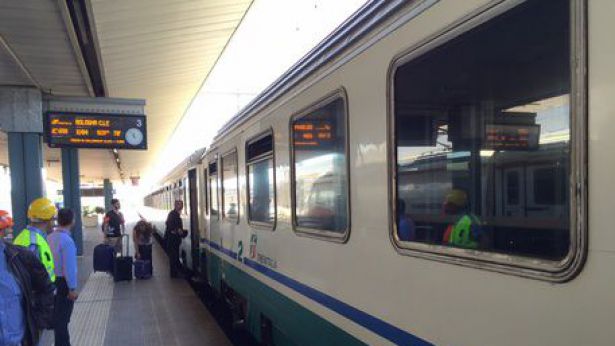 Treno alla stazione di Pescara