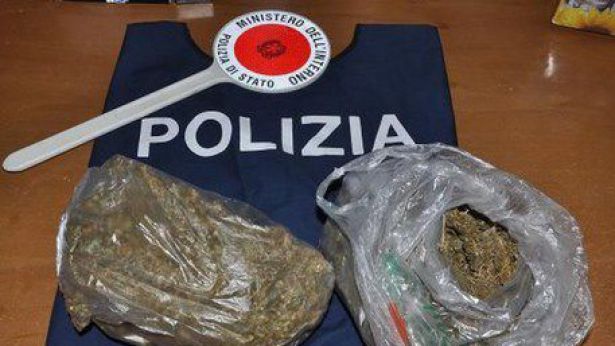 La droga recuperata dalla Polizia