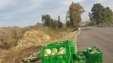 Gli ortaggi scaricati dal mezzo