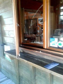 Finestra rotta