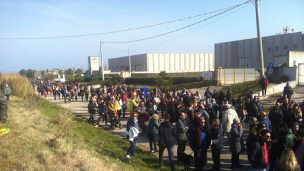 Manifestazione contro Il cementificio