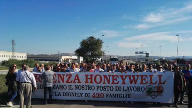 Honeywell: manifestazione dei lavoratori