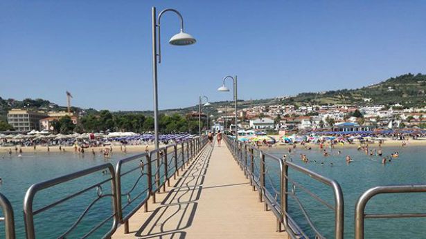 Il pontile di Vasto marina