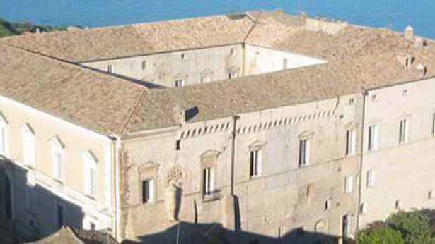 Palazzo d'Avalos