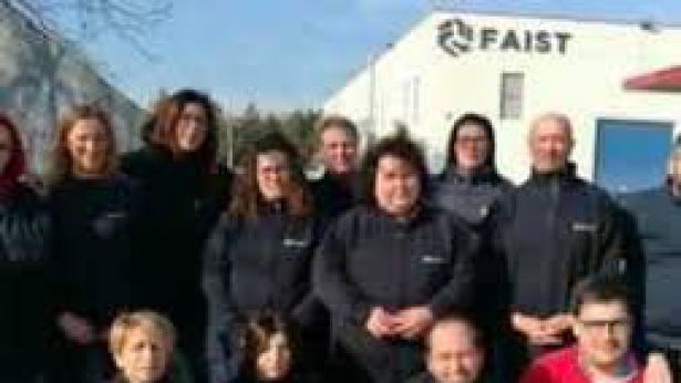 I lavoratori della Faist di Cerratina