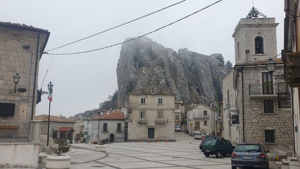 Pizzoferrato: Piazza San Rocco