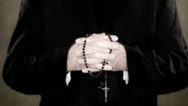 Sacerdote