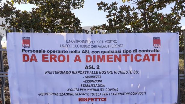Lo striscione
