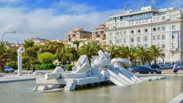 La nave di Cascella a Pescara