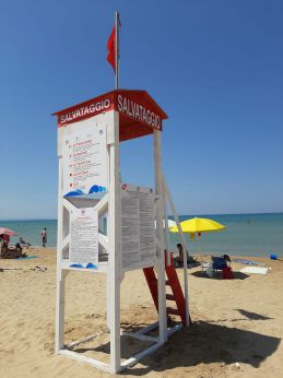 Postazione salvamento a Punta Penna