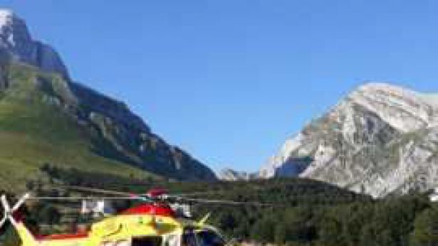 Soccorsi con elicottero in montagna