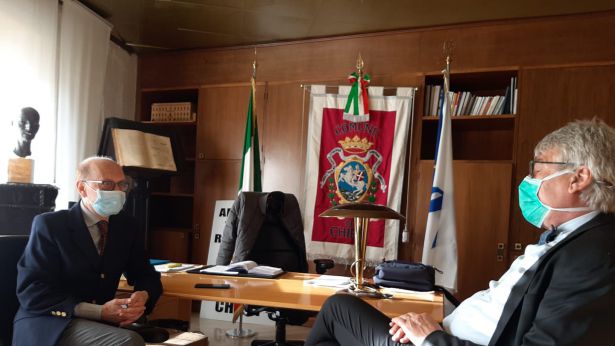 Il Sindaco Ferrara e Schael