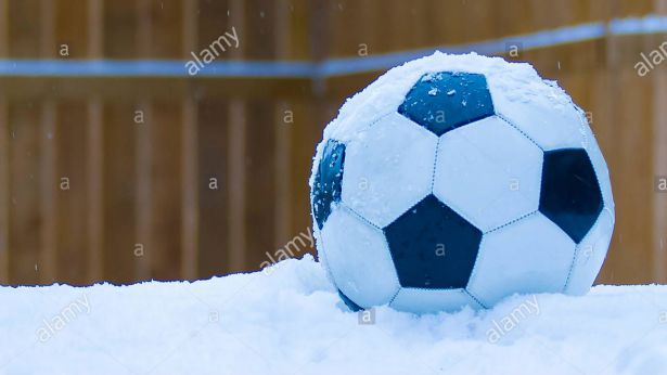 Calcio sulla neve