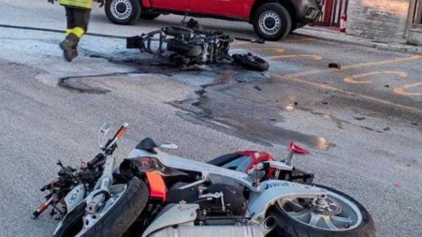 Martinsicuro: i due mezzi coinvolti nell'incidente