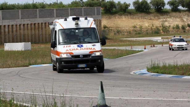 Ambulanza: prove di guida