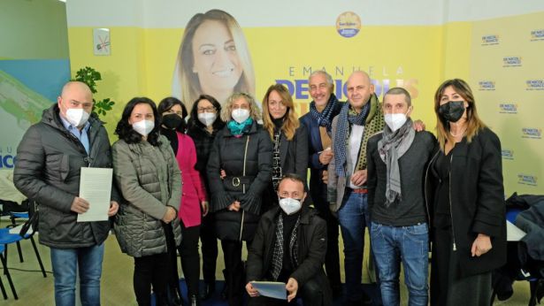 La De Nicolis con i sindaci di centrodestra del territorio