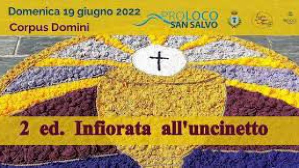 San Salvo: infiorata all'uncinetto