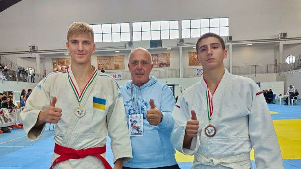 Il maestro Vastola con i suoi allievi