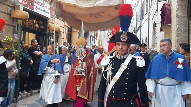 La Processione della Sacra Spina
