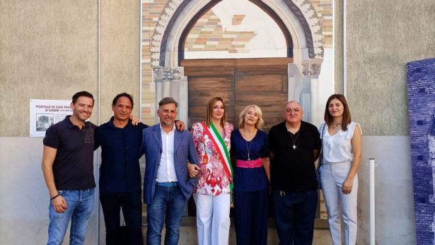 Monteodorisio: il portale di San Francesco d'Assisi
