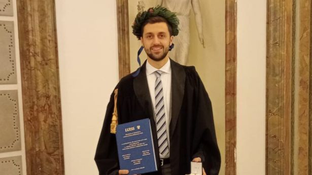 Il neo dottore Christian D'Alessandro