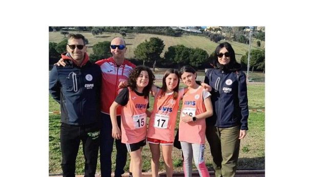 Le giovani atlete della Podistica Vasto