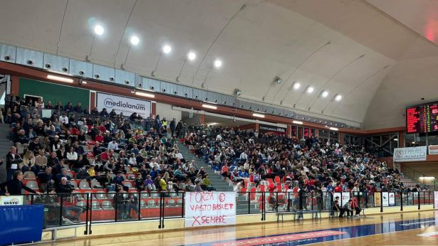 Vasto Basket: Il calore del pubblico biancorosso