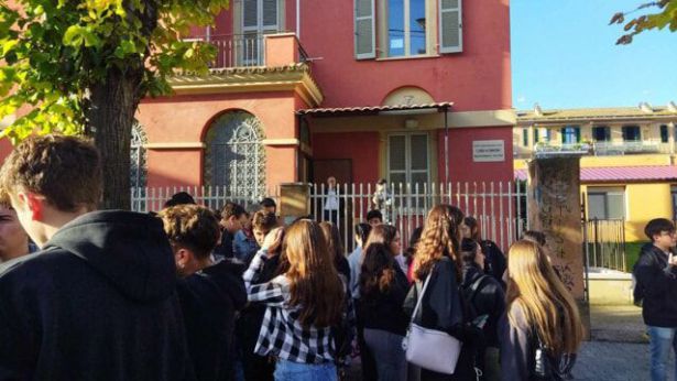 Chieti: lo sciopero degli studenti del Savoia