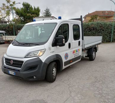 San Salvo: il nuovo mezzo della Protezione Civile Arcobaleno